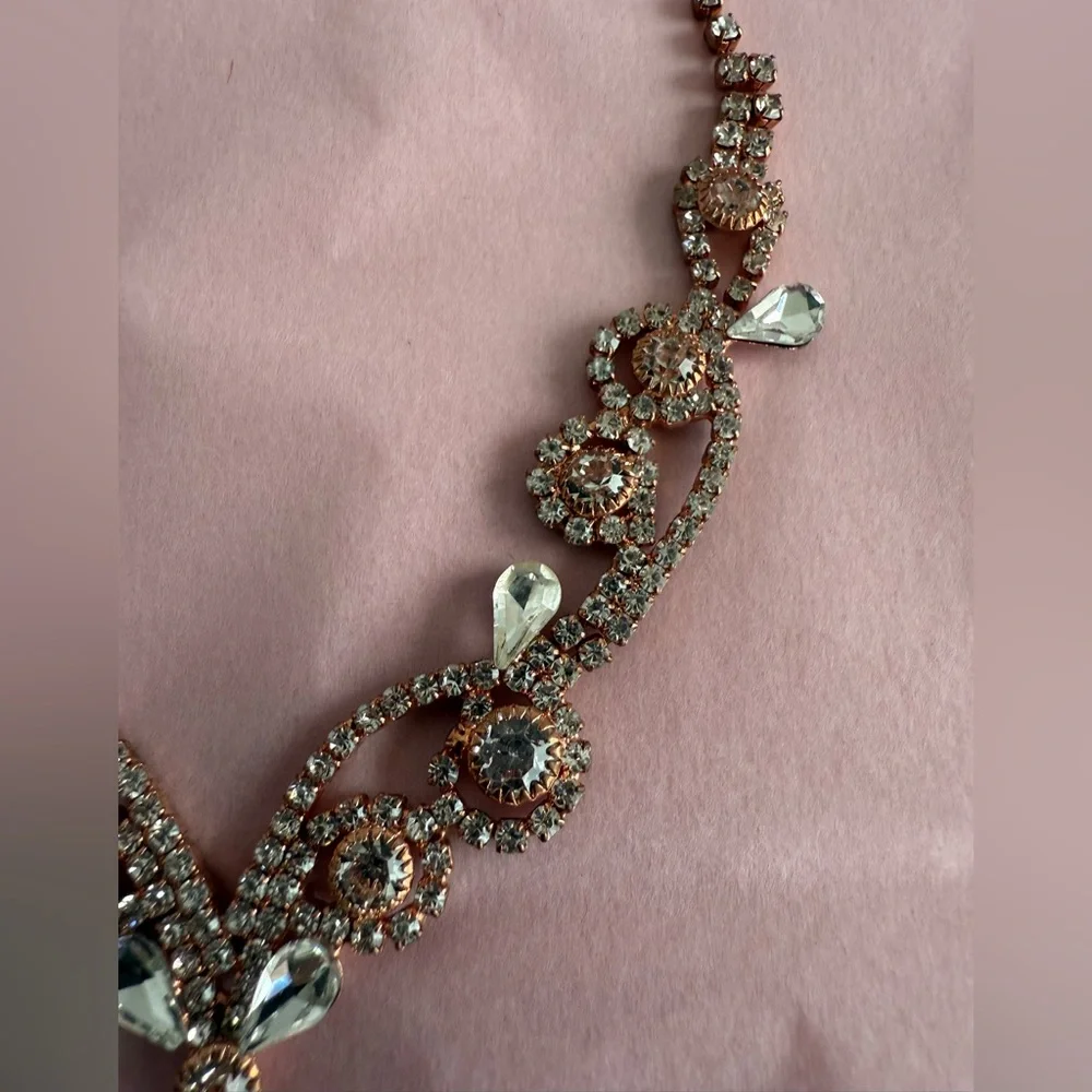 New Marquise Collection Jewelry Rose Gold Necklace/Earrings w/Cubic Zirconias - Picture 4 of 14